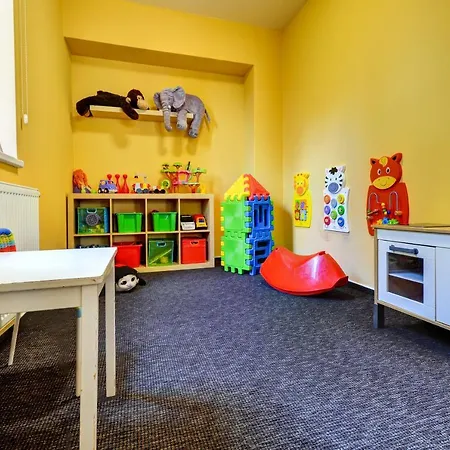 فندق Helios ليبوفا لازن