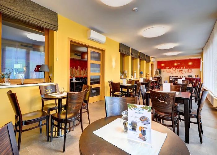 Helios Hotel 3*