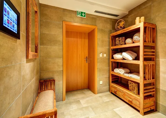 Helios 3* Lipová-lázně